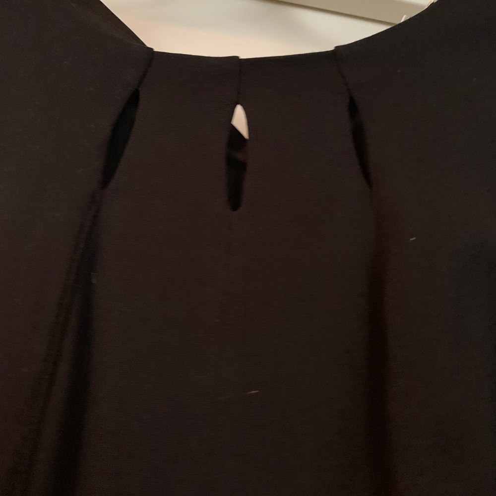 LBD - Picture 2 of 4